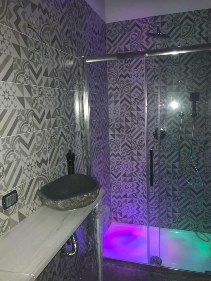 Fc Relais Bed and Breakfast Napoli Eksteriør billede