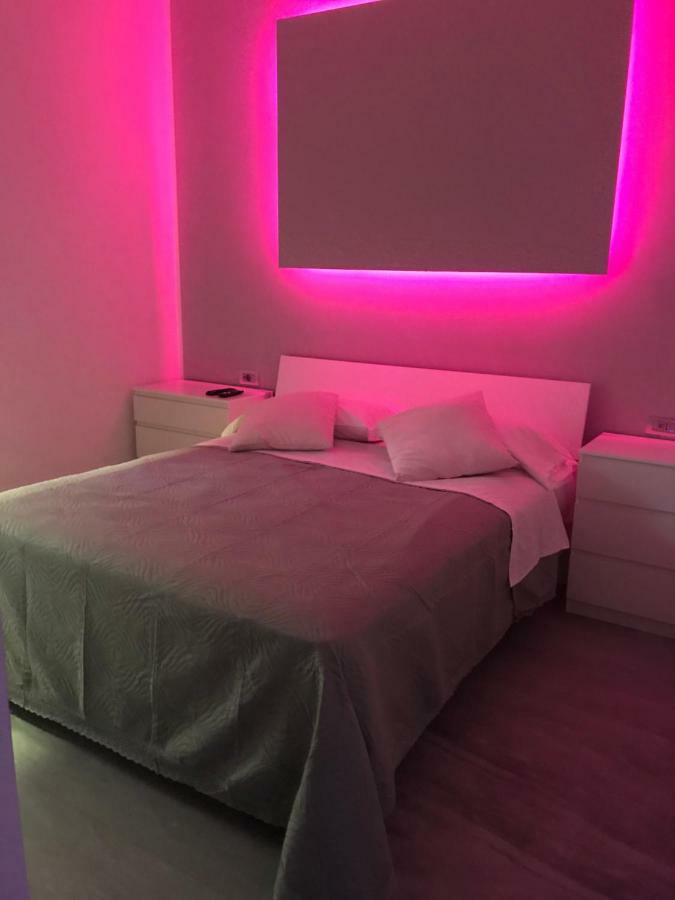 Fc Relais Bed and Breakfast Napoli Eksteriør billede