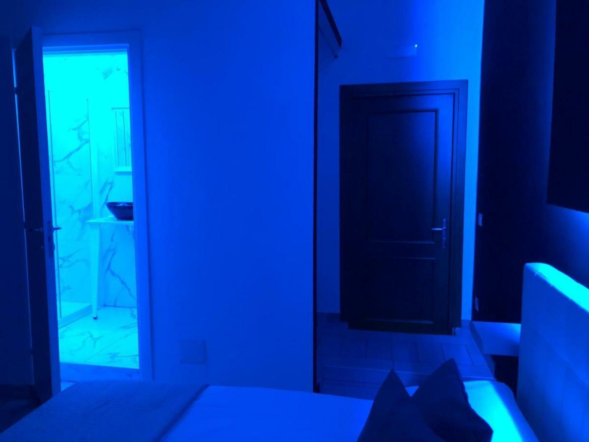 Fc Relais Bed and Breakfast Napoli Eksteriør billede