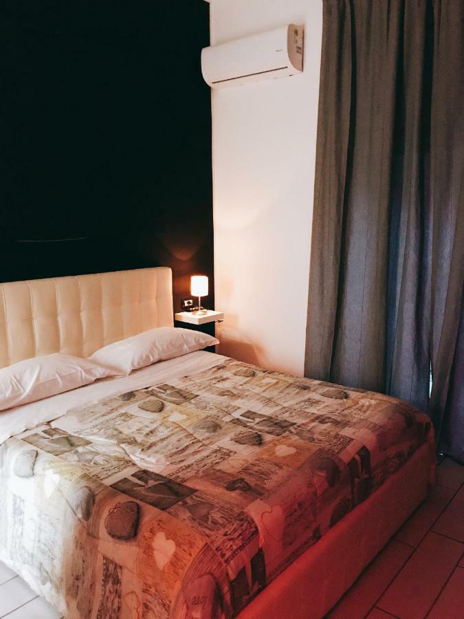 Fc Relais Bed and Breakfast Napoli Eksteriør billede