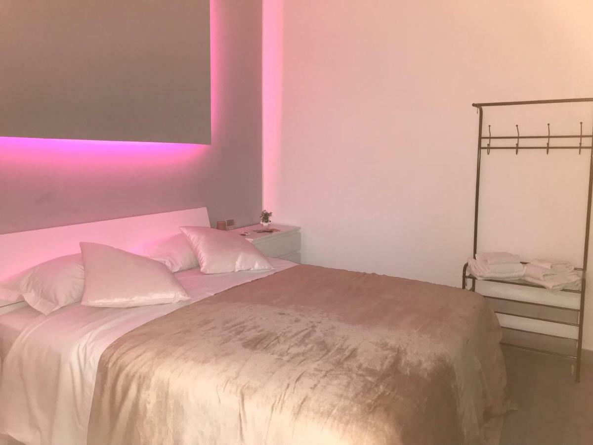Fc Relais Bed and Breakfast Napoli Eksteriør billede